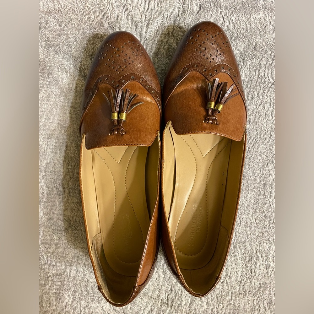 Naturalized Size 11 Brown shoes